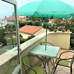 Apartman Martina ---80m From The Sea--- *