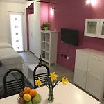 Apartman Martina ---80m From The Sea--- *
