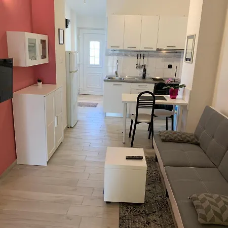 Apartment Martina ---80m From The Sea--- *