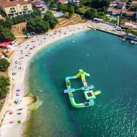 Martina ---80m From The Sea--- Apartman *