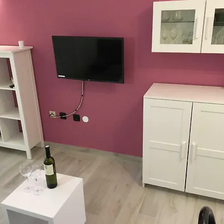 Apartment Martina ---80m From The Sea--- Pula