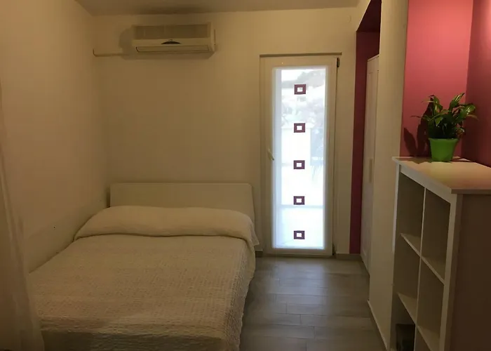 Martina ---80m From The Sea--- * Pula