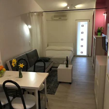 Martina ---80m From The Sea--- 아파트